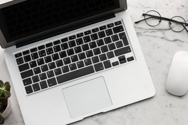 Ӫ����Ṥ��ʦ��ѵ�����ĸ���_��ô����