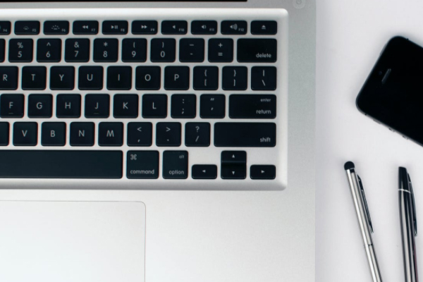 ������Ṥ��ʦ��ѵ�����ĸ���_��ô����