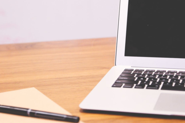  ������Ṥ��ʦ��ѵ�����ĸ���_��ô����