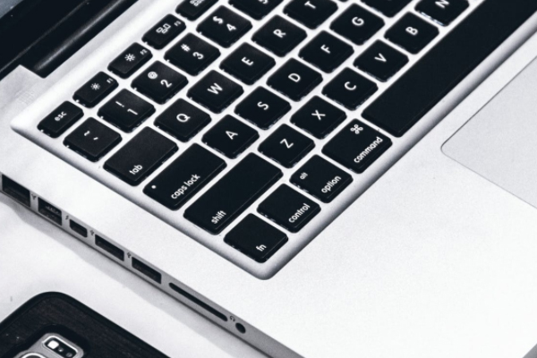 ������Ṥ��ʦ��ѵ�����ĸ���_��ô����