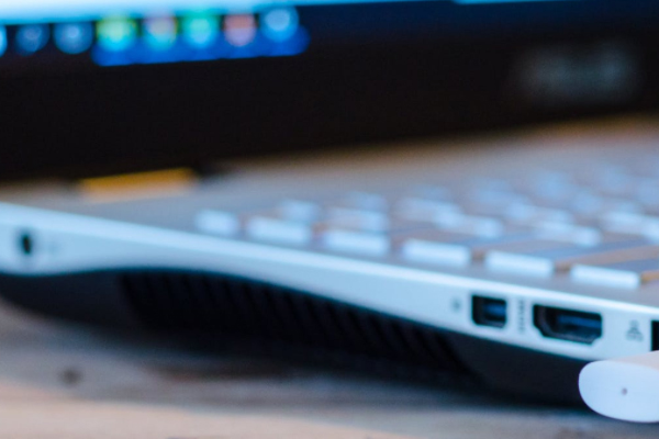 ������Ṥ��ʦ��ѵ�����ĸ���_��ô����