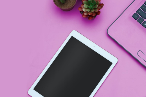 ������Ṥ��ʦ��ѵ�����ĸ���_��ô����