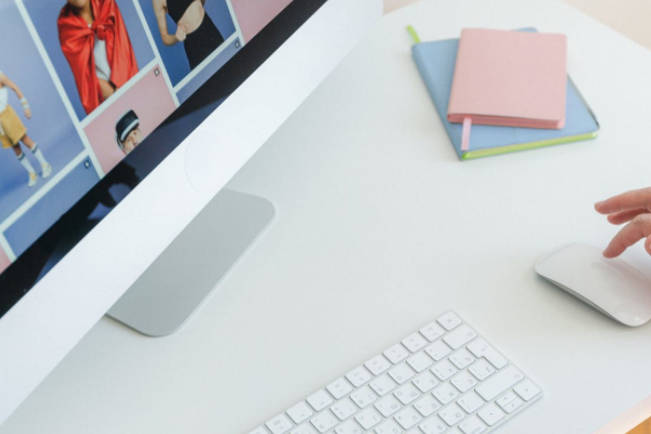 ������Ṥ��ʦ��ѵ�����ĸ���_��ô����