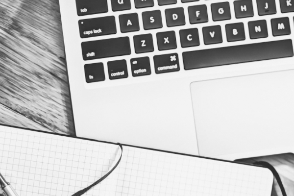 ������Ṥ��ʦ��ѵ�����ĸ���_��ô����