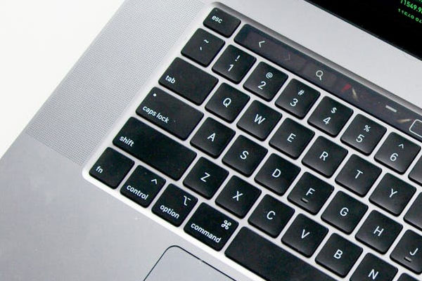 ��ɽ��Ṥ��ʦ��ѵ�����ĸ���_��ô����