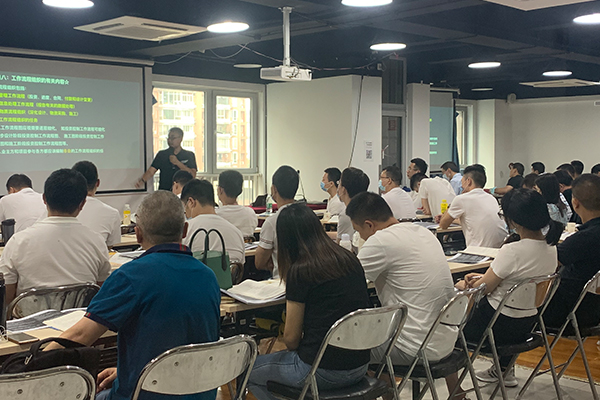 ɽ������������ѵ�����ĸ���_���۶���Ǯ