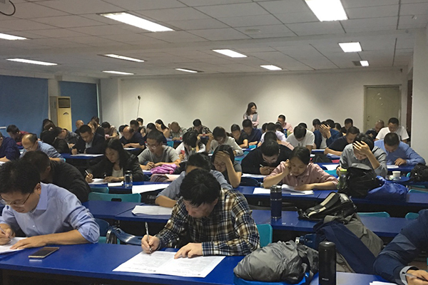 ����������������ѵ�����ĸ���_���۶���Ǯ