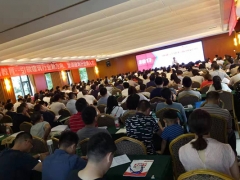 ���϶���������ѵ�����ĸ���_���۶���Ǯ/