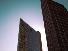 �������������ѵ�����ĸ���_���۶���Ǯ/