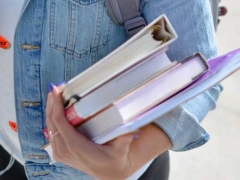 ���к��Ŀ�����ô�����շѱ�׼����Ǯ��/