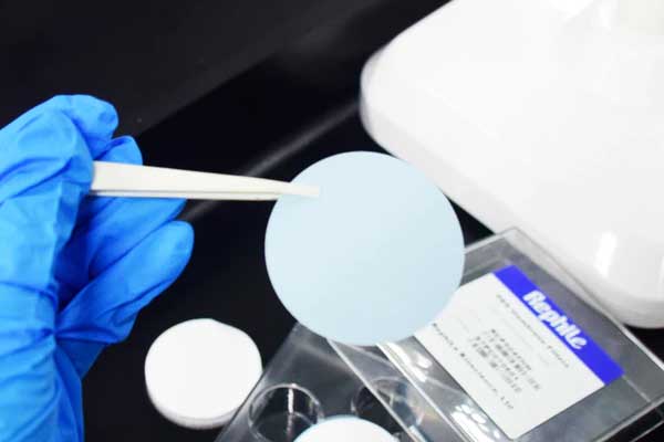 �Ű����и�����۸��Ŀ��