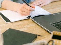 2022����־�����ְ������ѵ/