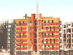 �е��м���ȫ����ʦ��ѵ���ö���Ǯ/