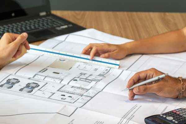 �����м���ȫ����ʦ��ѵ���ö���Ǯ