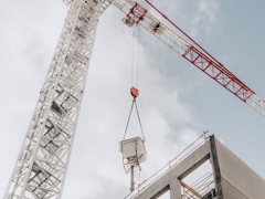 Ϋ���м���ȫ����ʦ��ѵ���ö���Ǯ/