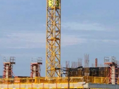 ̩���м���ȫ����ʦ��ѵ���ö���Ǯ/