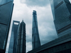 �ϲ��м���ȫ����ʦ��ѵ���ö���Ǯ/