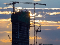 �˴��м���ȫ����ʦ��ѵ���ö���Ǯ/