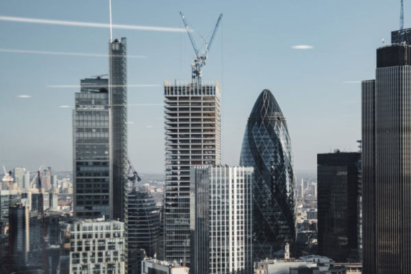 �����м���ȫ����ʦ��ѵ���ö���Ǯ