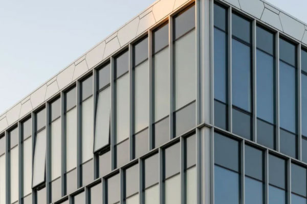 �����м���ȫ����ʦ��ѵ���ö���Ǯ