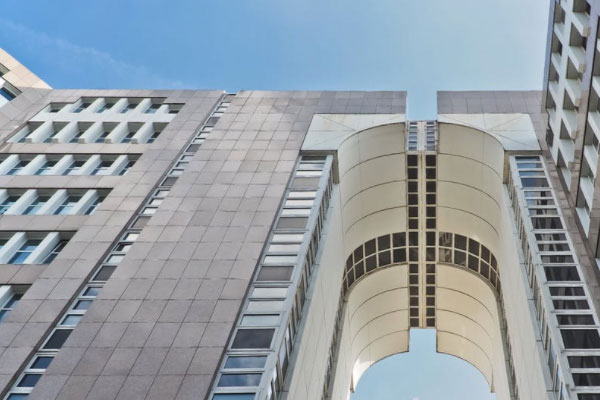  �����м���ȫ����ʦ��ѵ���ö���Ǯ