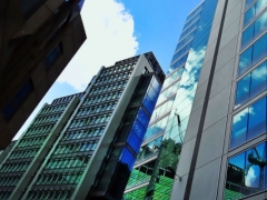 �ϳ��м���ȫ����ʦ��ѵ���ö���Ǯ/