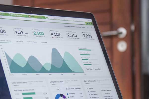 ���ݳ�������ʦ��ѵ_���ö���Ǯ