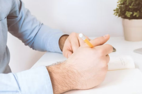 ���ݳ�������ʦ��ѵ_���ö���Ǯ