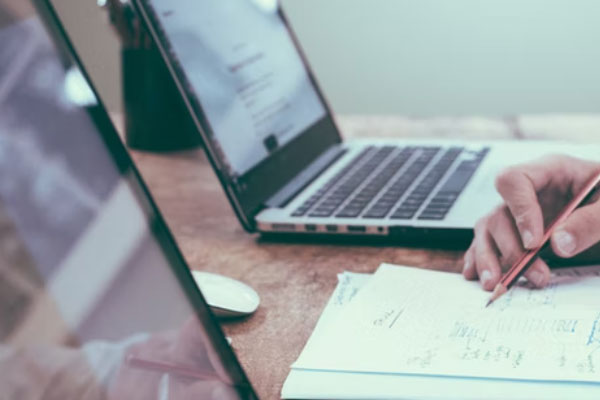 ���ҳ�������ʦ��ѵ_���ö���Ǯ