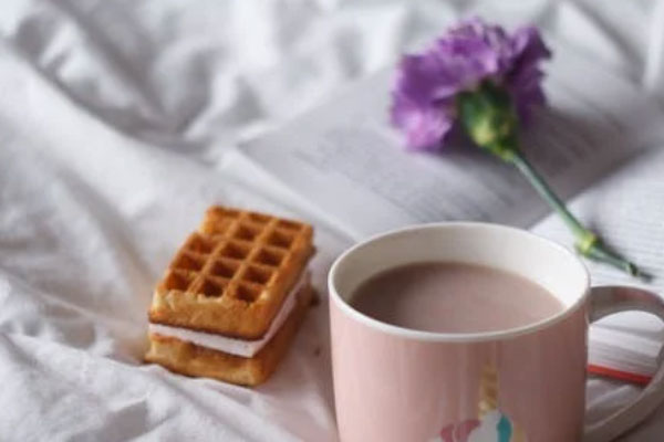  ���Ŀ������ڰ�γ̱�