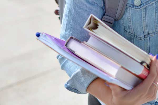 ��ƽ����Ӣ����ѵ