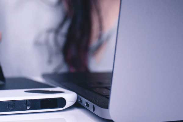 ��������ҵ�ʸ��Կ�Ŀ_�����Ѷ���Ǯ