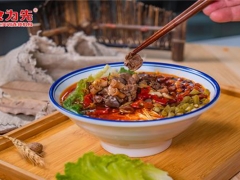 ��ݸ����ʳΪ��С����ѵ/