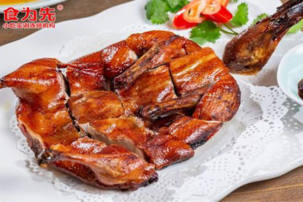 ���ݻ���ʳΪ��С����ѵ