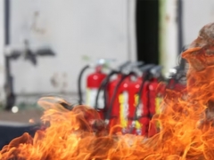 �ൺһ����������ʦ������ѵ��������/