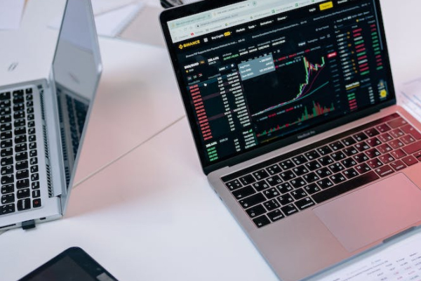 ������˹����ʦ������ѵѧУ�ļҺ�