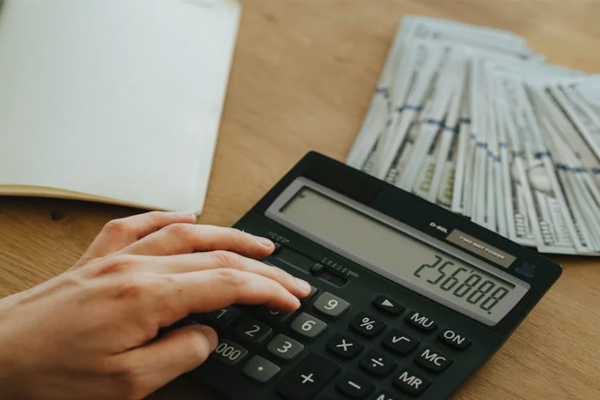 ���Ͼ���ʦ������ѵѧУ�ļҺ�