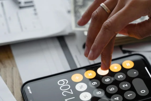 ��������ʦ������ѵѧУ�ļҺ�