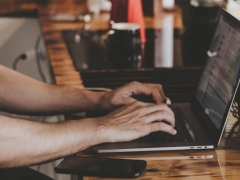 ���ݹ�������ѵ�����ļҺ�_ѧ��_ѧ���/