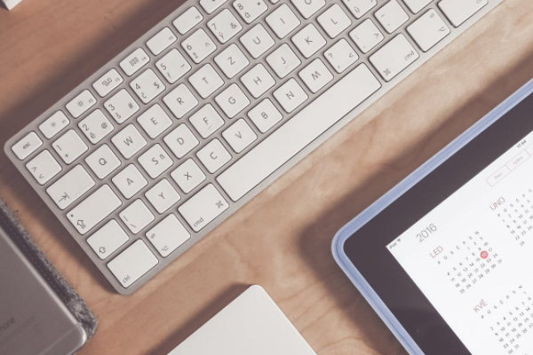 �����繤֤��ѵ�����ļҺ�_����