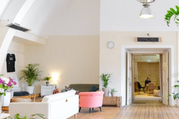 �����繤֤��ѵ�����ļҺ�_����