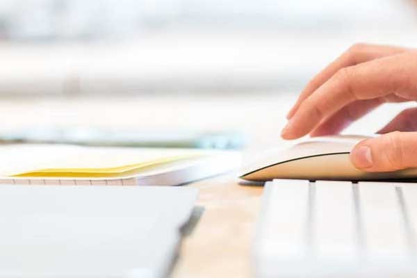 �����繤֤��ѵ�����ļҺ�_����