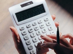 üɽ���ʵ��������ѵ�����Ǯ/