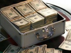 �������ʵ��������ѵ�����Ǯ/