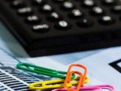 �������ʵ��������ѵ�����Ǯ/