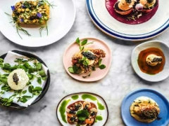 ��ݸ���������ѵ�ļҺ�/