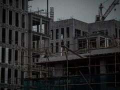 ���϶�����ѵ��������/