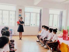 ����ʦ����ʦ�е�ְҵѧУѧ�Ѷ���/