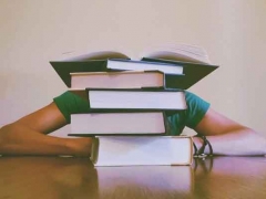 5����˶��12�¿�����ʲô����/