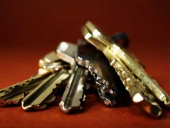 �ӱ���ҵ�����ʸ�֤��ô��/